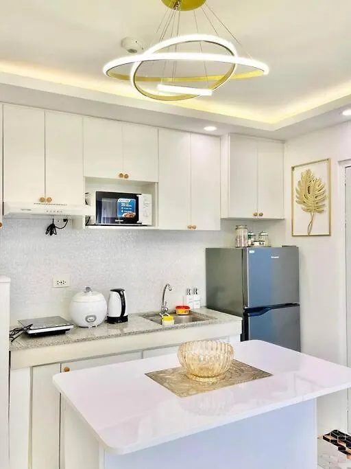 Promo Discounted 2Br Luxury Feels Central Davao City 0*,  フィリピン